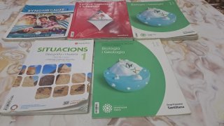 5 libros de texto 1°ESO Catalunya