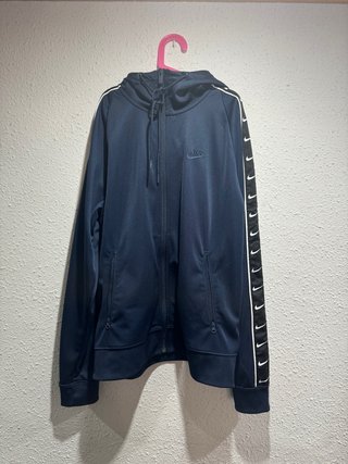 Chaqueta Nike con capucha azul