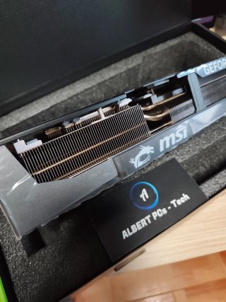 Disipador MSI RTX 5090 Gaming X Trio, no funcional