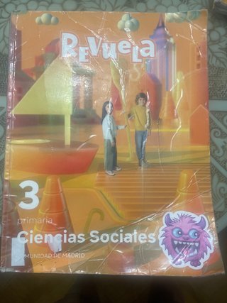 Ciencias Sociales. 3 Primaria. Revuela. Comunid...