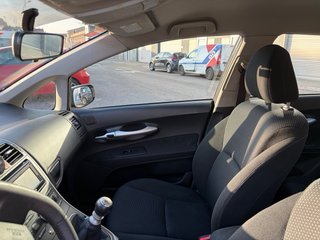 Toyota Auris 2012