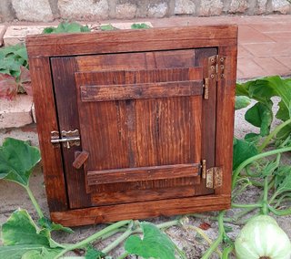 Finestra in legno, inferriate in ferro 40 x 40 cm, scorrevole