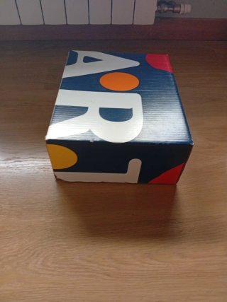 Caja vacía vintage ART Company M806
