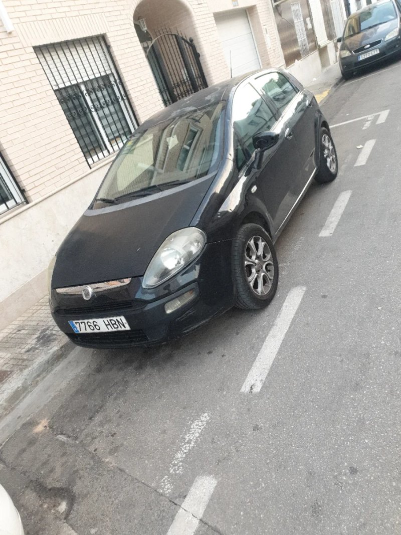 FIAT Punto 2011 - foto 1