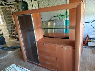 Mesa y Sillas Madera y Cristal. Librería,mueble tv