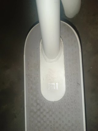 Patinete Eléctrico Xiaomi + Cargador