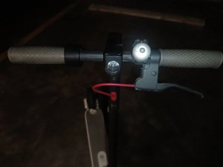 Patinete Eléctrico Xiaomi + Cargador