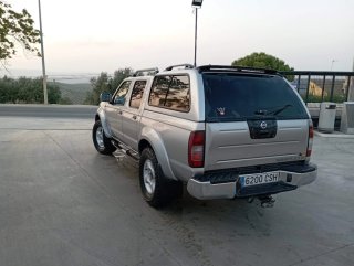 Nissan Pick-up 4x4 Plata