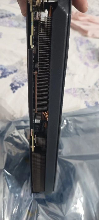 AMD RADEON RX 9060XT 16 GB