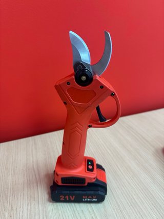 Podadora Eléctrica Inalámbrica 21V