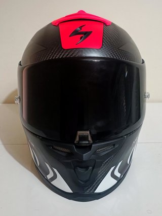 Casco Scorpion EXO R1 EVO Carbon Air