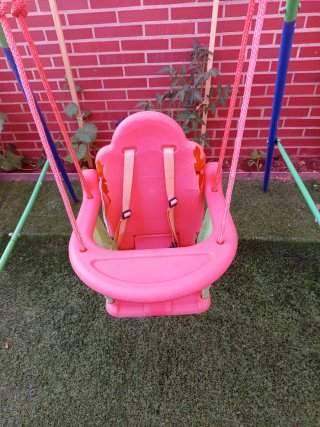 Columpio infantil para jardín