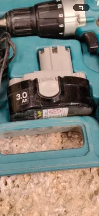 Batería Makita Ni-MH 18V 3.0 Ah en mal estado