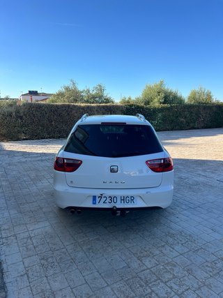 SEAT Exeo ST 2011