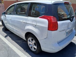 Peugeot 5008 2010