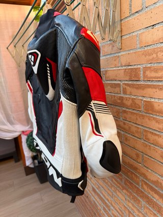 Chaqueta Moto Ixon Vortex 2 Negra/Roja/Blanca