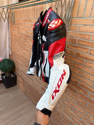 Chaqueta Moto Ixon Vortex 2 Negra/Roja/Blanca