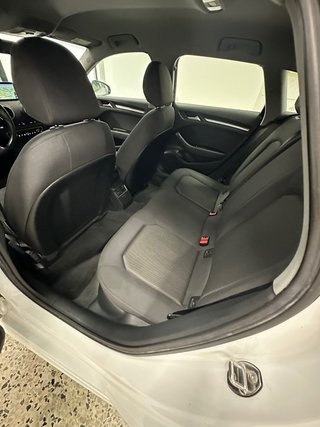 Audi A3 35 TFSI SPORTBACK S-LINE