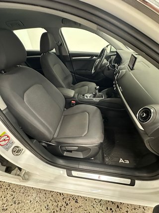 Audi A3 35 TFSI SPORTBACK S-LINE