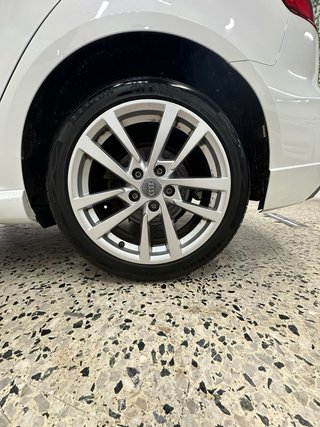 Audi A3 35 TFSI SPORTBACK S-LINE