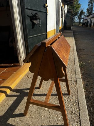 Monturero de madera Guarnicionería Noja