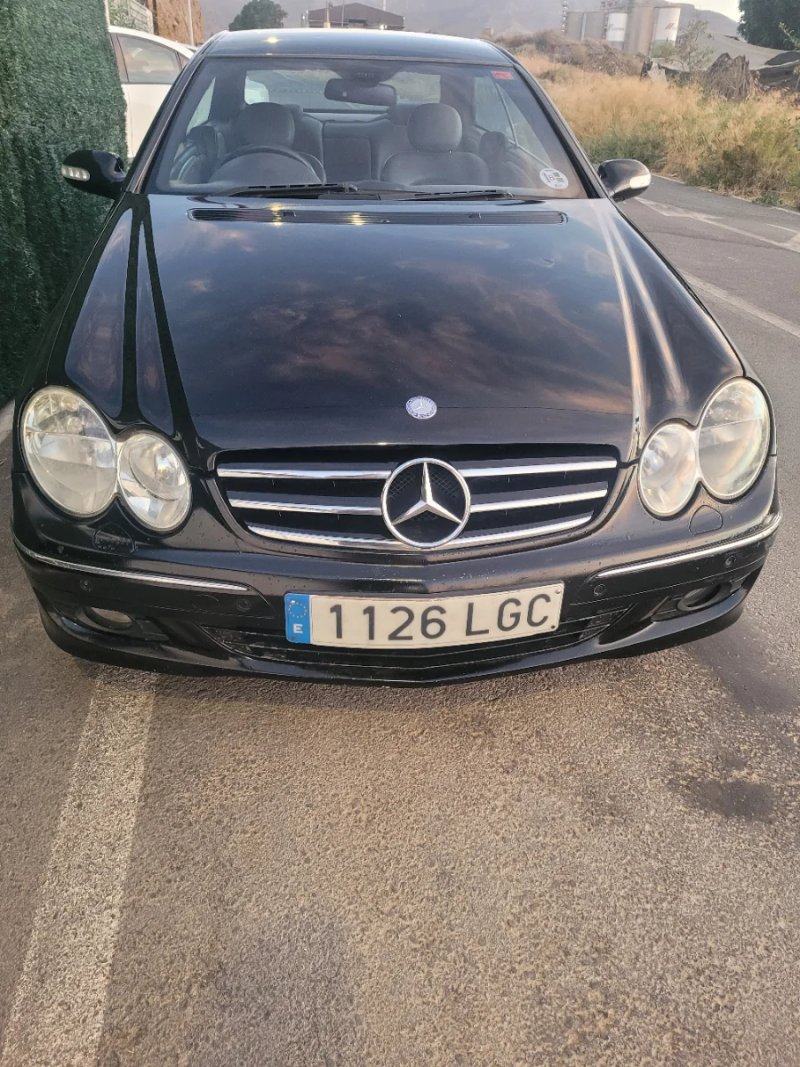 Mercedes-Benz  CLK 2009 - foto 1