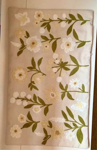 Funda para Cojín de 50x30cm. Decorativo. Bordado.