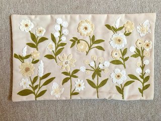 Funda para Cojín de 50x30cm. Decorativo. Bordado.
