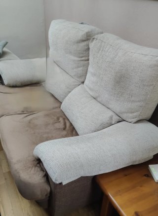 Conjunto Sofá Beige y Marrón Tela