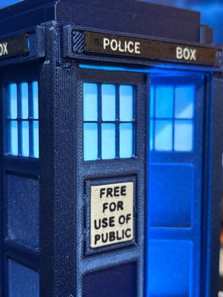Lámpara TARDIS Doctor Who 3D Retroiluminada
