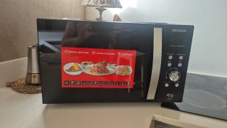Microondas sin estrenar. Se vende en caja original