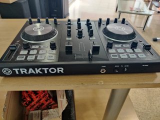 Traktor S2 MK2 Native Instruments
