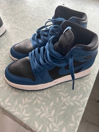 2 pares.Zapatillas Jordan Piel Talla 40