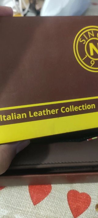Cartera de piel italiana N