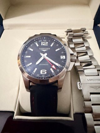 Reloj Longines Conquest GMT Negro/Plata
