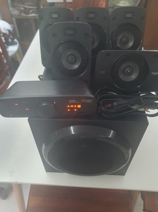Logitech Z906 5.1 THX Dolby DTS Negro