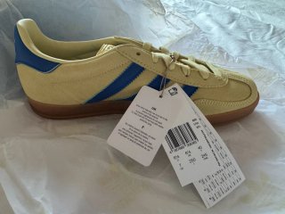 Zapatillas Adidas Gazelle Amarillas y Azules