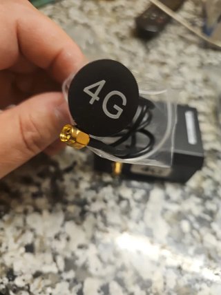 Router wifi 4g con dos antenas