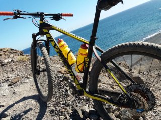 Bicicleta Montaña Carbono 29 Semi Nueva