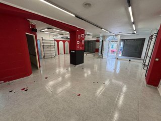 Local comercial en venta en Plaza de Toros - Avenida Chapí - Trinquete en Elda