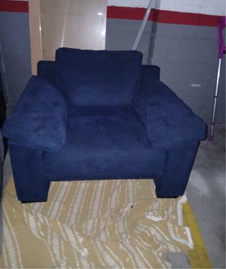 Sillón azul de tela