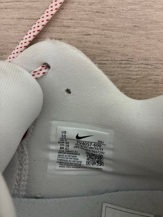 Zapatillas Nike Giannis Rojas y Blancas