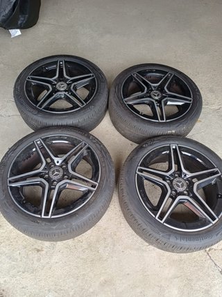 Mercedes. 4 Llantas 18”+ 4 Neumáticos Nuevos