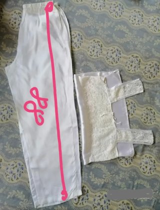 Pigiama donna con pizzo XS, prototipo