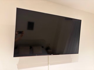Televisor Samsung Smart TV 46” Full HD + soporte