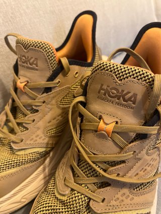 Zapatilla Trail Hoka Anacapa Freedom piel malla