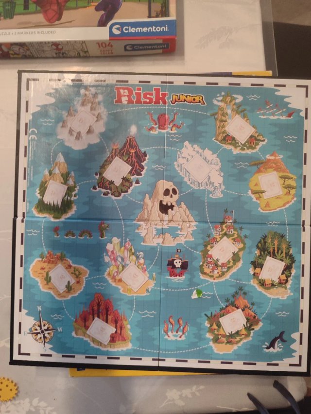 Pack 2 Juegos: Montón de Queso y Risk Junior