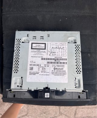 Radio Seat Leon 3