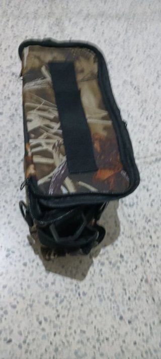 Riñonera camuflaje caza pesca nueva