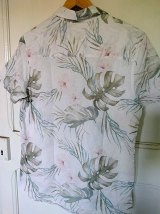 Camisa Hawaiana Estampada